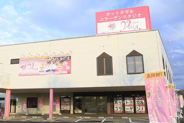 VELLA野々市店外観